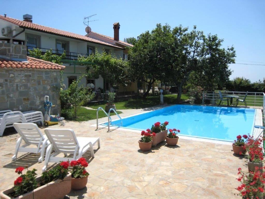 Apartments Ficur With Swimming Pool & Grill, 포르토로즈 외부 사진