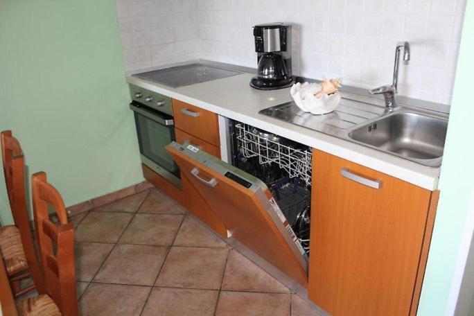 Apartments Ficur With Swimming Pool & Grill, 포르토로즈 외부 사진